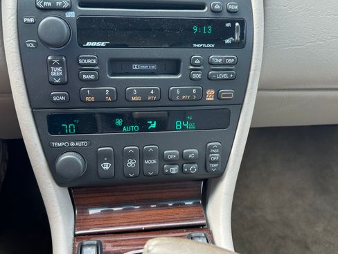 Used 2000 Cadillac Eldorado Touring FWD image 23