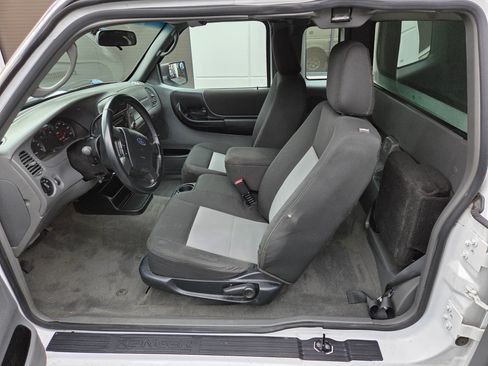 Used 2011 Ford Ranger XLT image 6