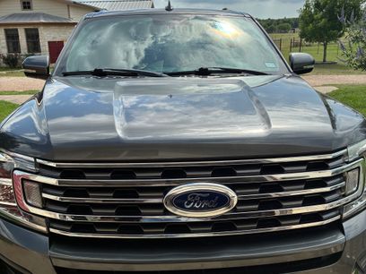 Used 2019 Ford Expedition XLT w/ Equipment Group 202A