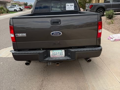 Used 2005 Ford F150 Lariat image 12