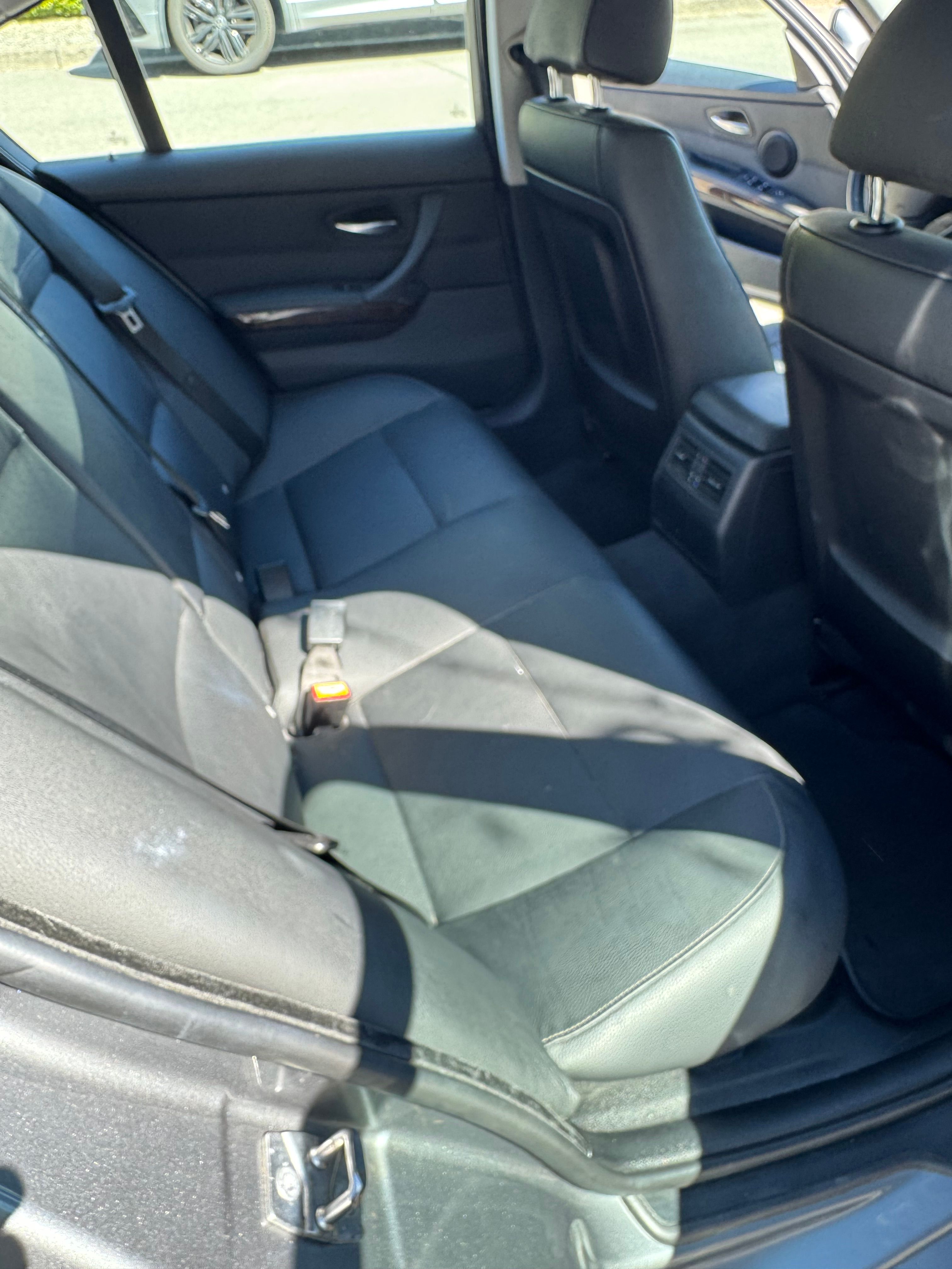 Used 2010 BMW 328i Sedan RWD image 6