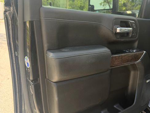 Used 2021 GMC Sierra 2500 Denali w/ Denali Ultimate Package image 6