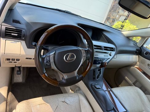 Used 2013 Lexus RX 450h FWD w/ Navigation Pkg image 4