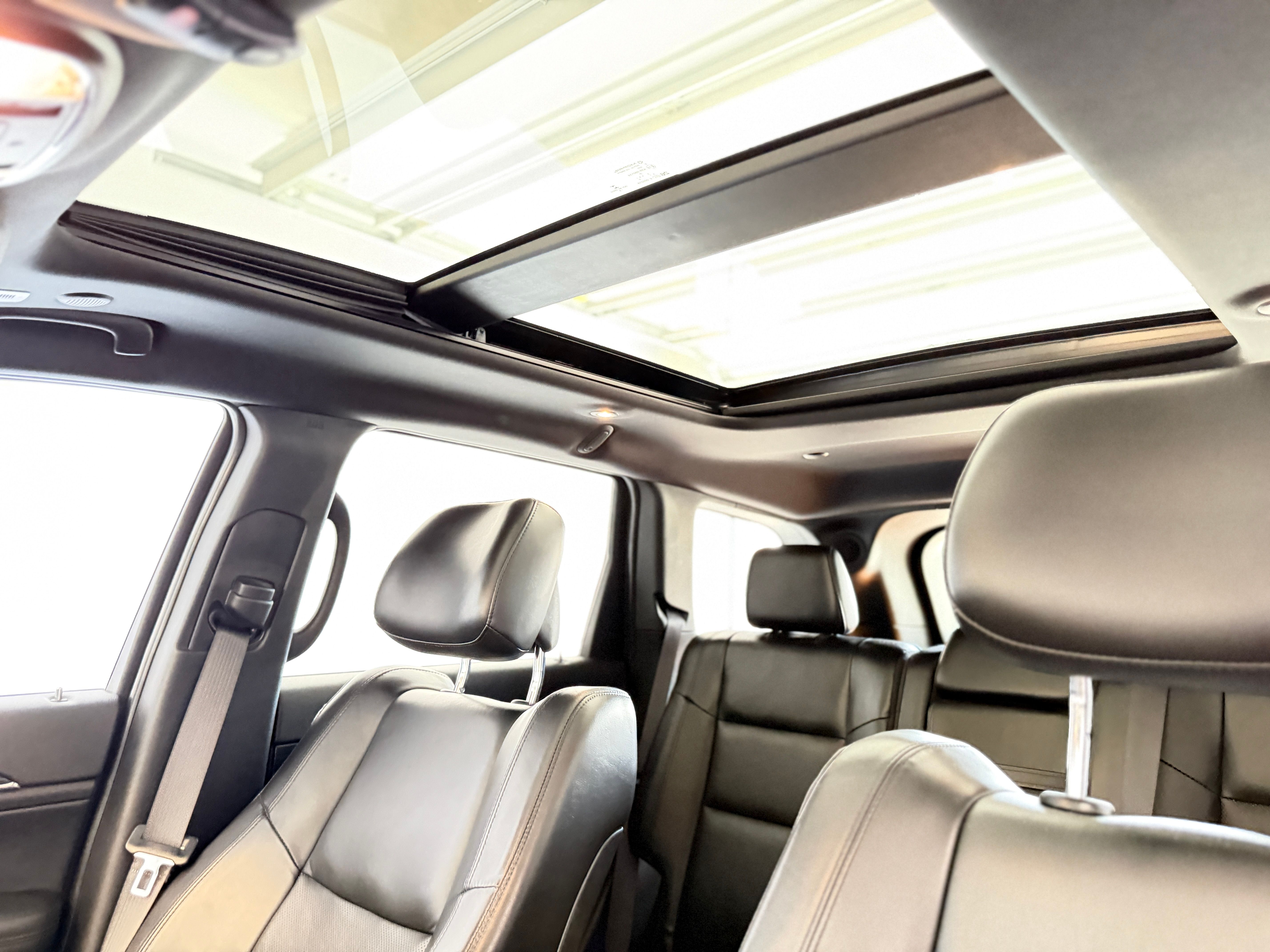 Used 2020 Jeep Grand Cherokee Limited w/ Luxury Group II RWD image 11