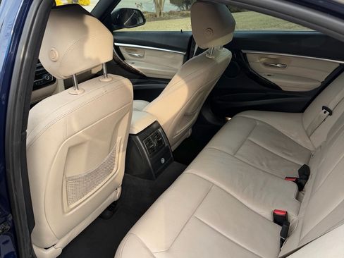Used 2017 BMW 330i Sedan RWD image 8