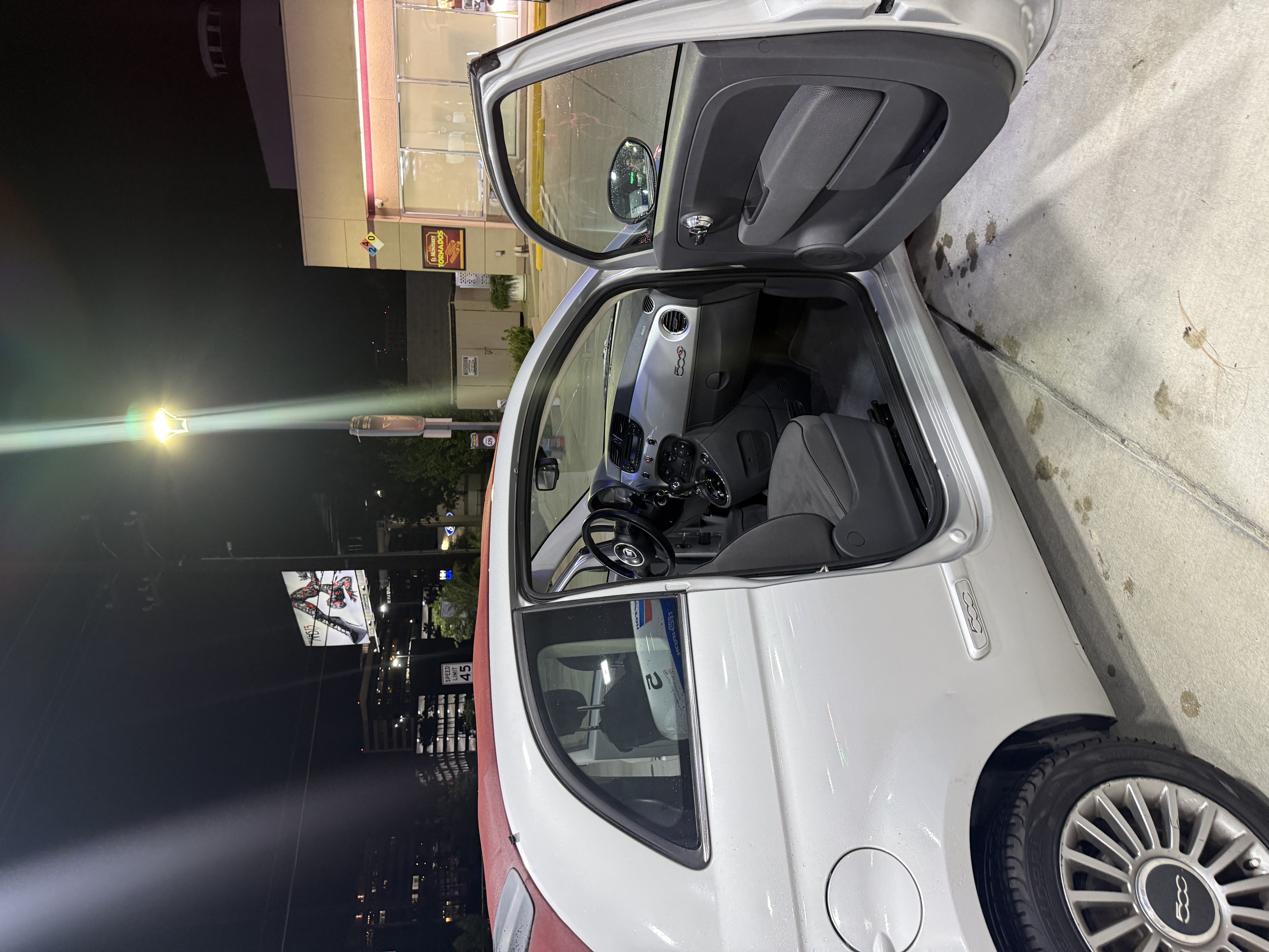 Used 2012 FIAT 500 Lounge w/ Convenience Group FWD image 20