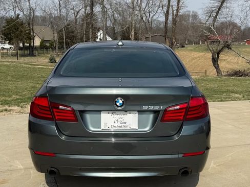 Used 2011 BMW 535i xDrive Sedan image 4