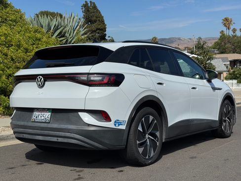 Used 2021 Volkswagen ID.4 Pro S RWD image 9