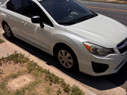 Used 2014 Subaru Impreza 2.0i AWD/4WD image 2