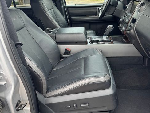 Used 2015 Ford Expedition Platinum AWD/4WD image 26