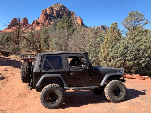 Used 1999 Jeep Wrangler Sport image 1