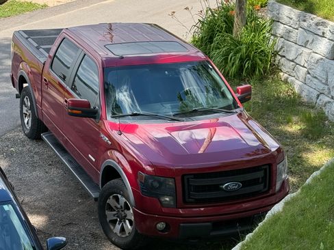 Used 2014 Ford F150 FX4 w/ Equipment Group 402A Luxury AWD/4WD image 1