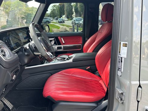 Used 2023 Mercedes-Benz G 63 AMG 4MATIC image 9