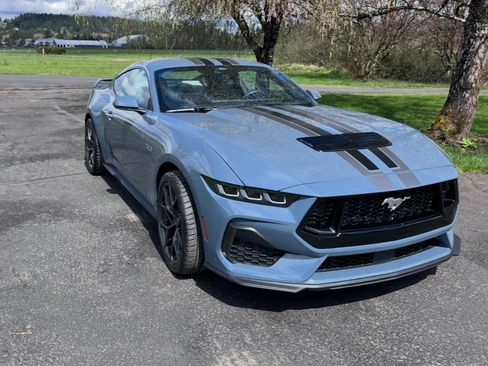 Used 2024 Ford Mustang GT Premium w/ GT Performance Package image 4