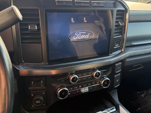 Used 2024 Ford F250 Lariat w/ Sport Appearance Package image 10