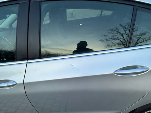 Used 2018 Chevrolet Cruze LT w/ LT Fleet Convenience Package image 12