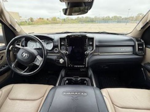 Used 2021 RAM 1500 Limited w/ Advanced Safety Group image 9