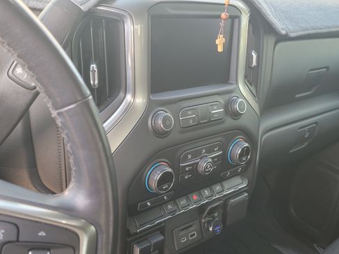 Used 2020 Chevrolet Silverado 1500 LT w/ All-Star Edition image 9