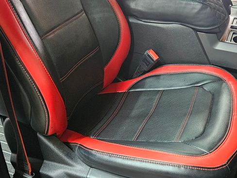 Used 2019 Ford F150 Lariat w/ Equipment Group 502A Luxury image 10