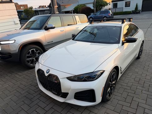 Used 2023 BMW i4 M50 AWD/4WD image 17