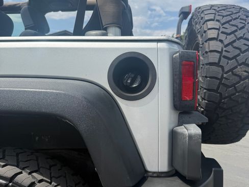 Used 2010 Jeep Wrangler Rubicon w/ Dual Top Group image 16