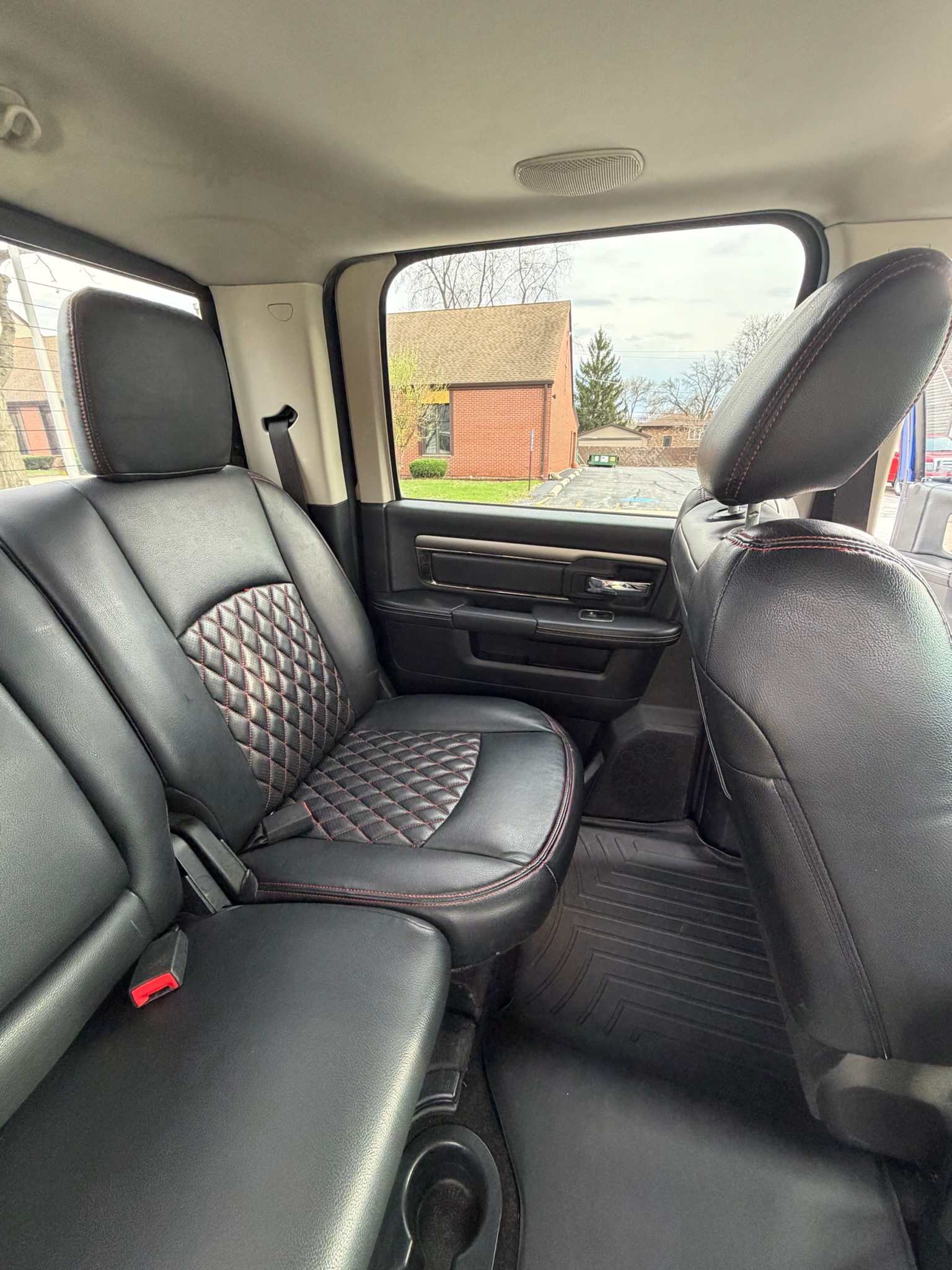 Used 2015 RAM 1500 Sport w/ Convenience Group AWD/4WD image 18