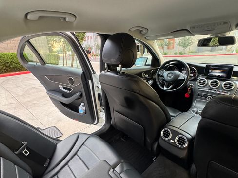 Used 2017 Mercedes-Benz C 300 Sedan image 18