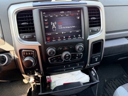 Used 2019 RAM 1500 Warlock AWD/4WD image 4