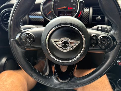 Used 2018 MINI Cooper S image 15