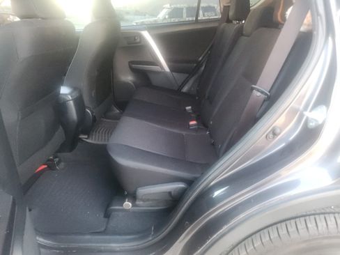 Used 2017 Toyota RAV4 LE w/ Carpet Mat Package image 16