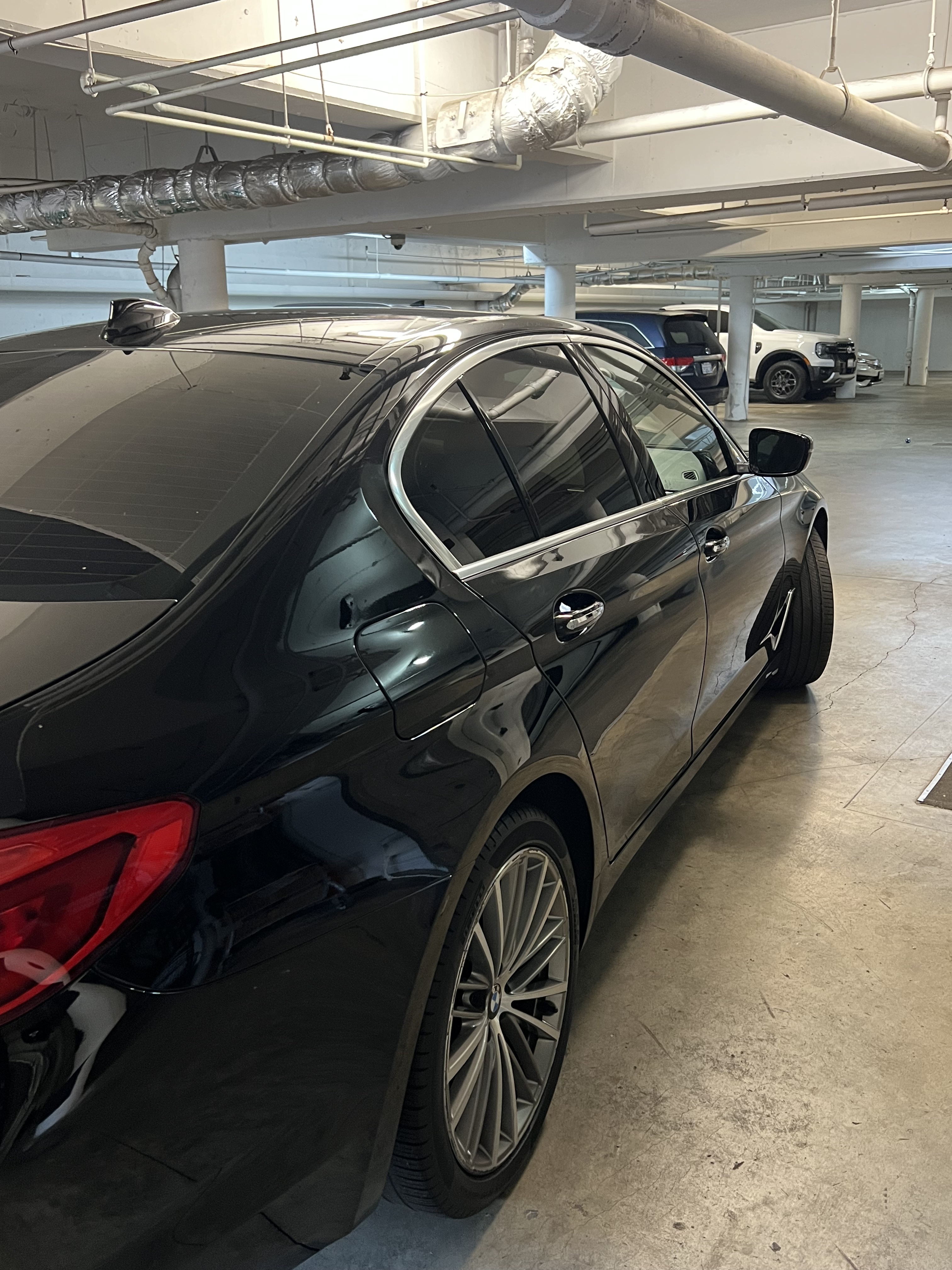 Used 2018 BMW 530i RWD image 4