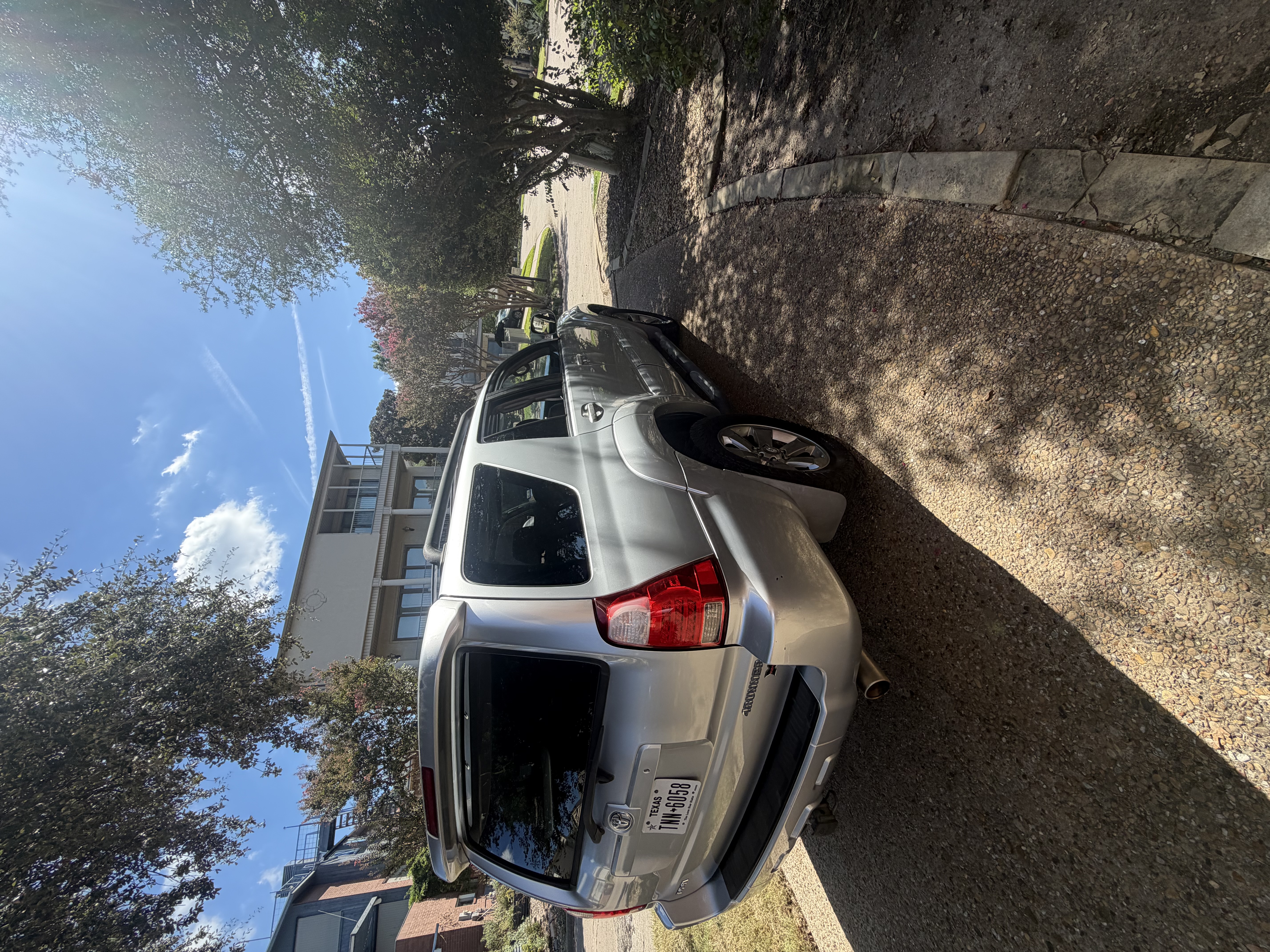 Used 2008 Toyota 4Runner SR5 RWD image 2