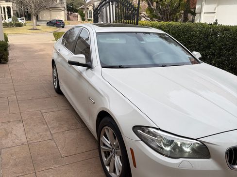 Used 2015 BMW 528i Sedan image 6