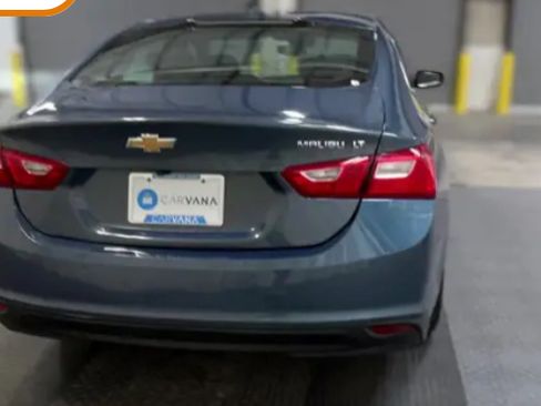 Used 2019 Chevrolet Malibu LT image 3