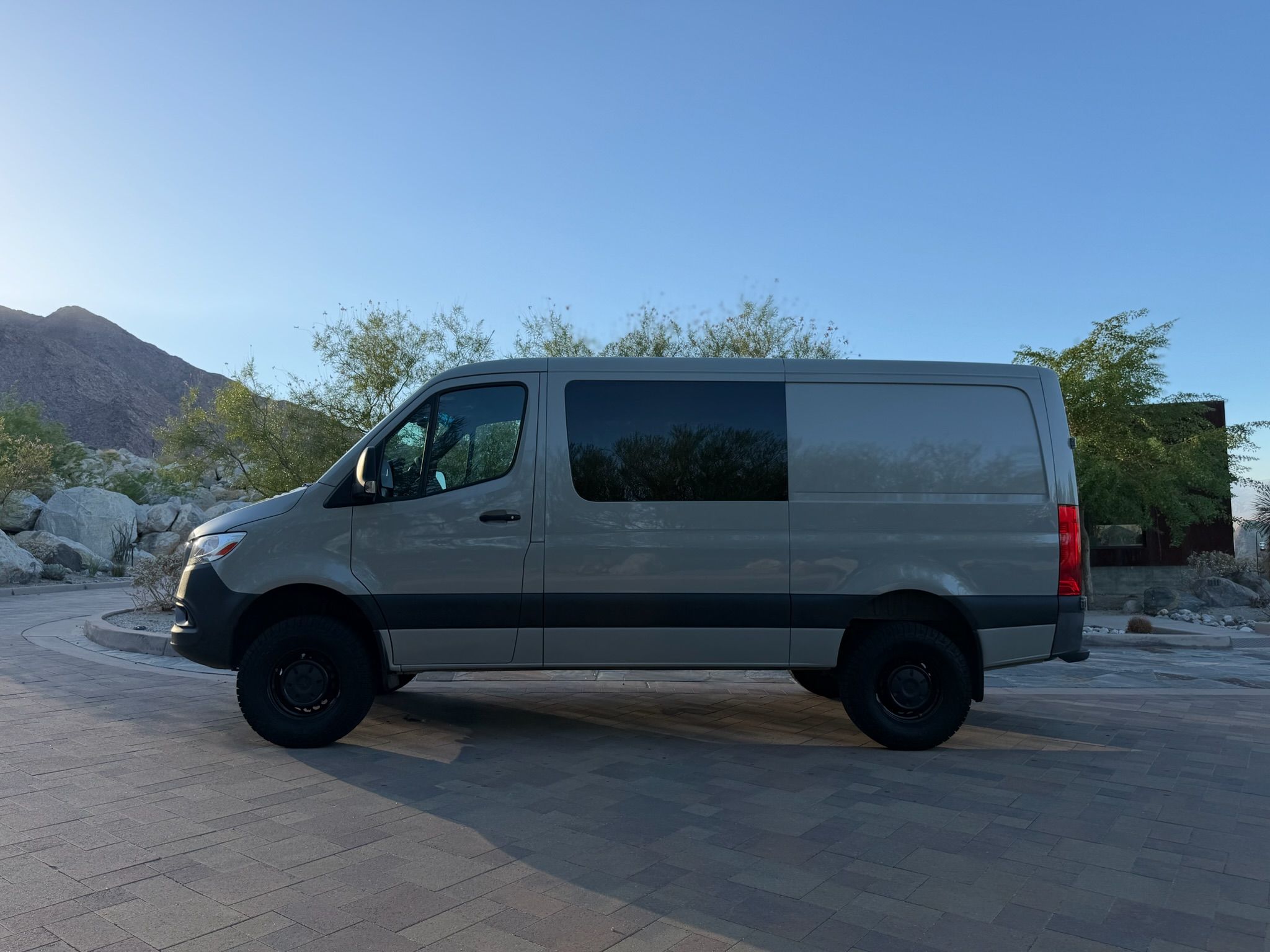 Used 2021 Mercedes-Benz Sprinter 2500 image 19
