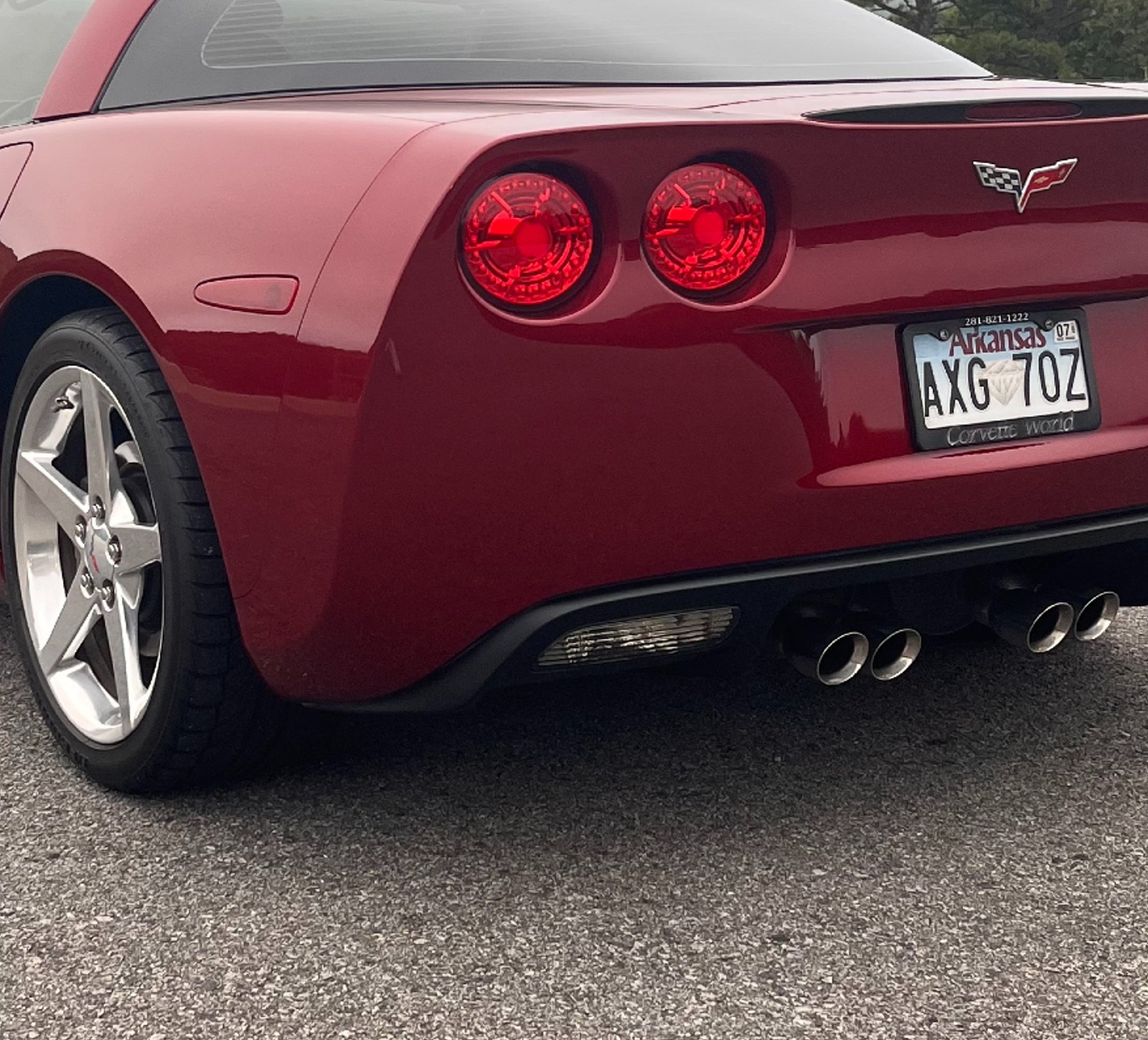 Used 2006 Chevrolet Corvette Coupe w/ Preferred Equipment Group RWD image 12