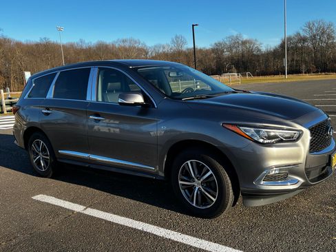 Used 2018 INFINITI QX60 Luxe image 10