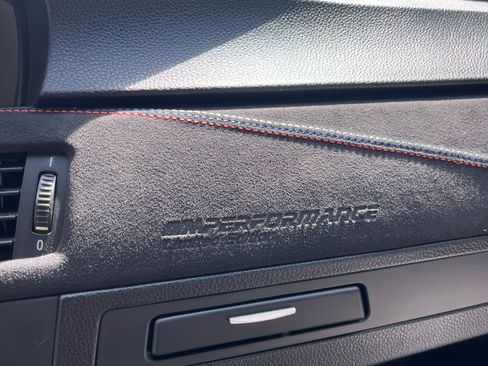 Used 2011 BMW 335i Coupe image 17