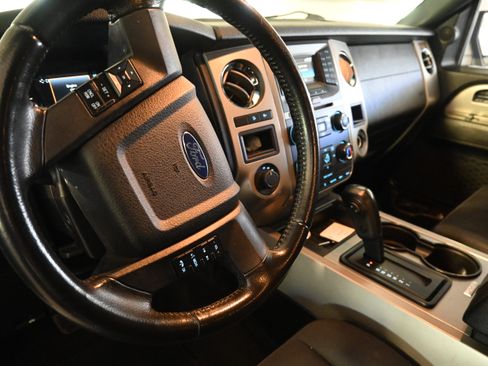 Used 2016 Ford Expedition EL XLT AWD/4WD image 14