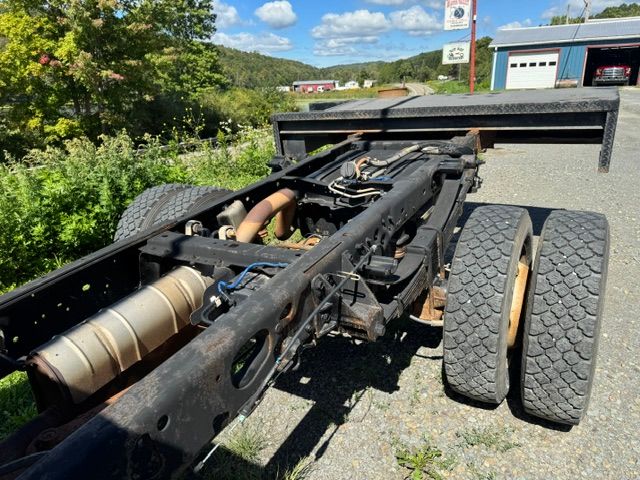 Used 2016 Ford F550 4x4 Regular Cab Super Duty image 6