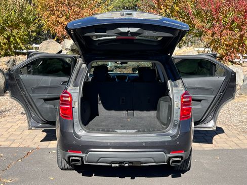 Used 2016 Chevrolet Equinox LT image 11