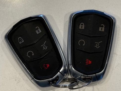 Used 2016 Cadillac SRX Luxury w/ Driver Assist Package image 25