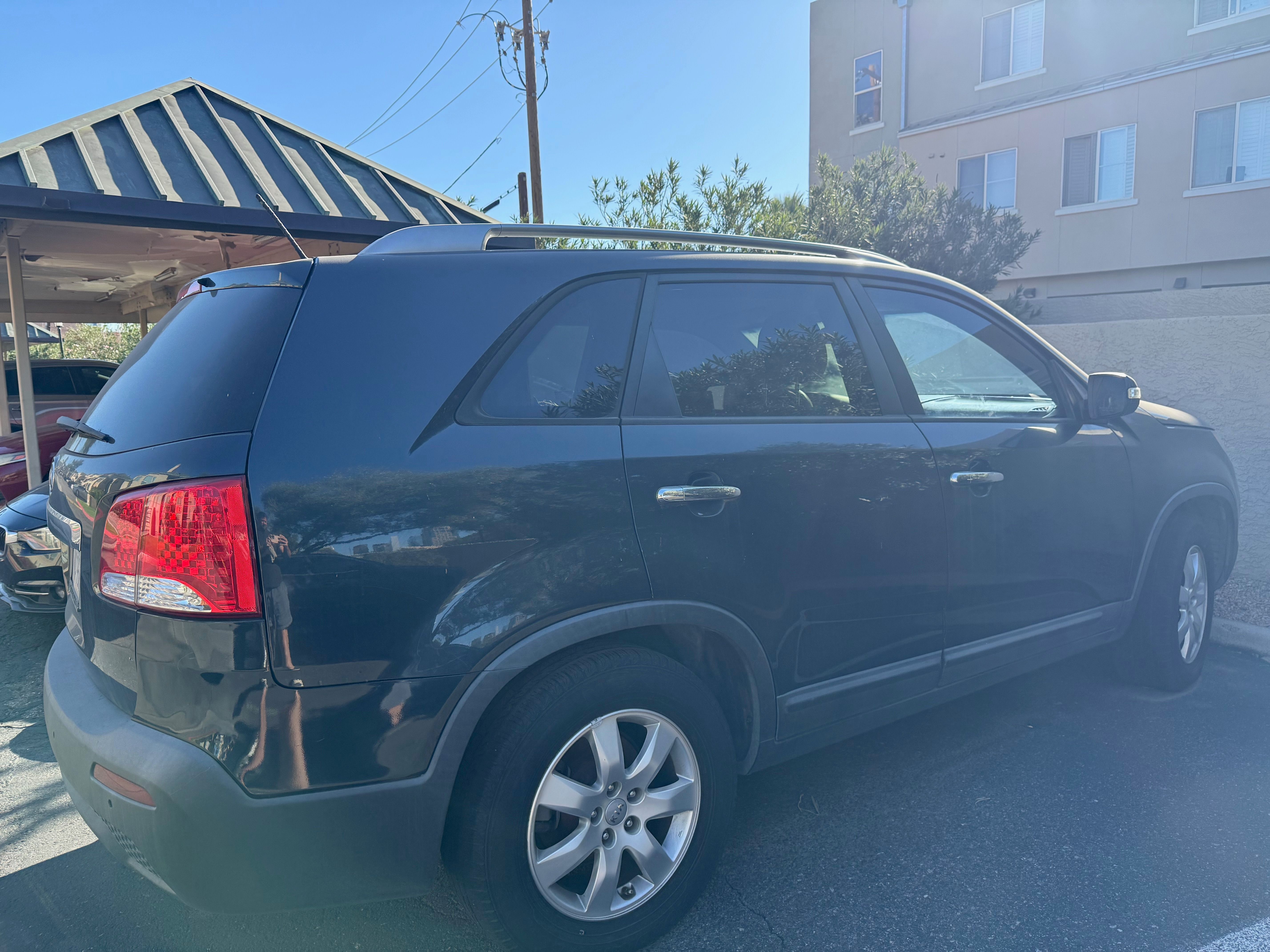 Used 2013 Kia Sorento LX w/ Convenience Pkg FWD image 1