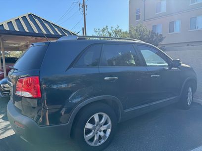 Used 2013 Kia Sorento LX w/ Convenience Pkg