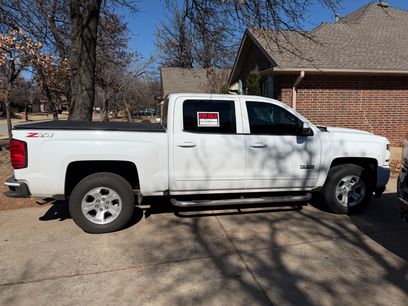 Used 2018 Chevrolet Silverado 1500 LT w/ Texas Edition