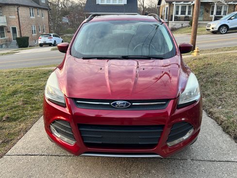 Used 2015 Ford Escape SE w/ Equipment Group 201A FWD image 2