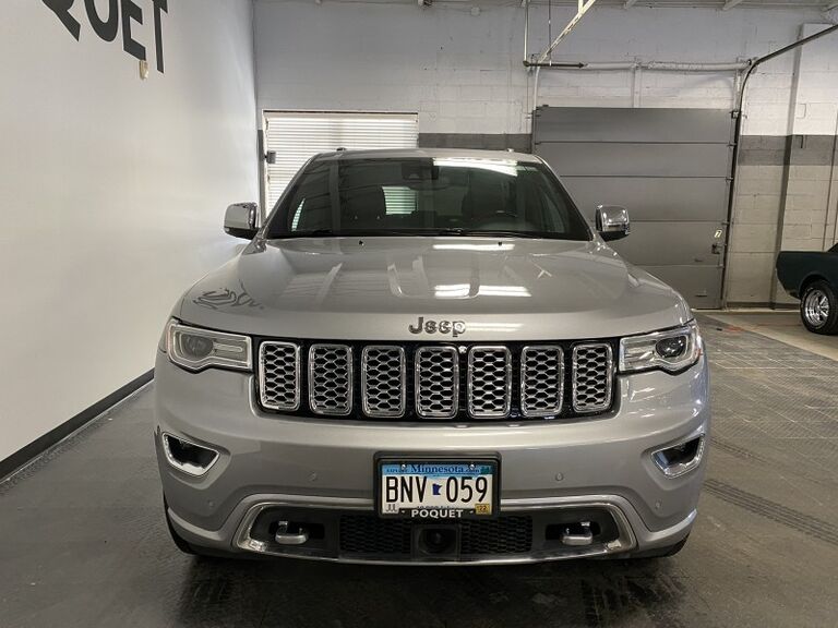 Used 2018 Jeep Grand Cherokee Overland AWD/4WD image 10