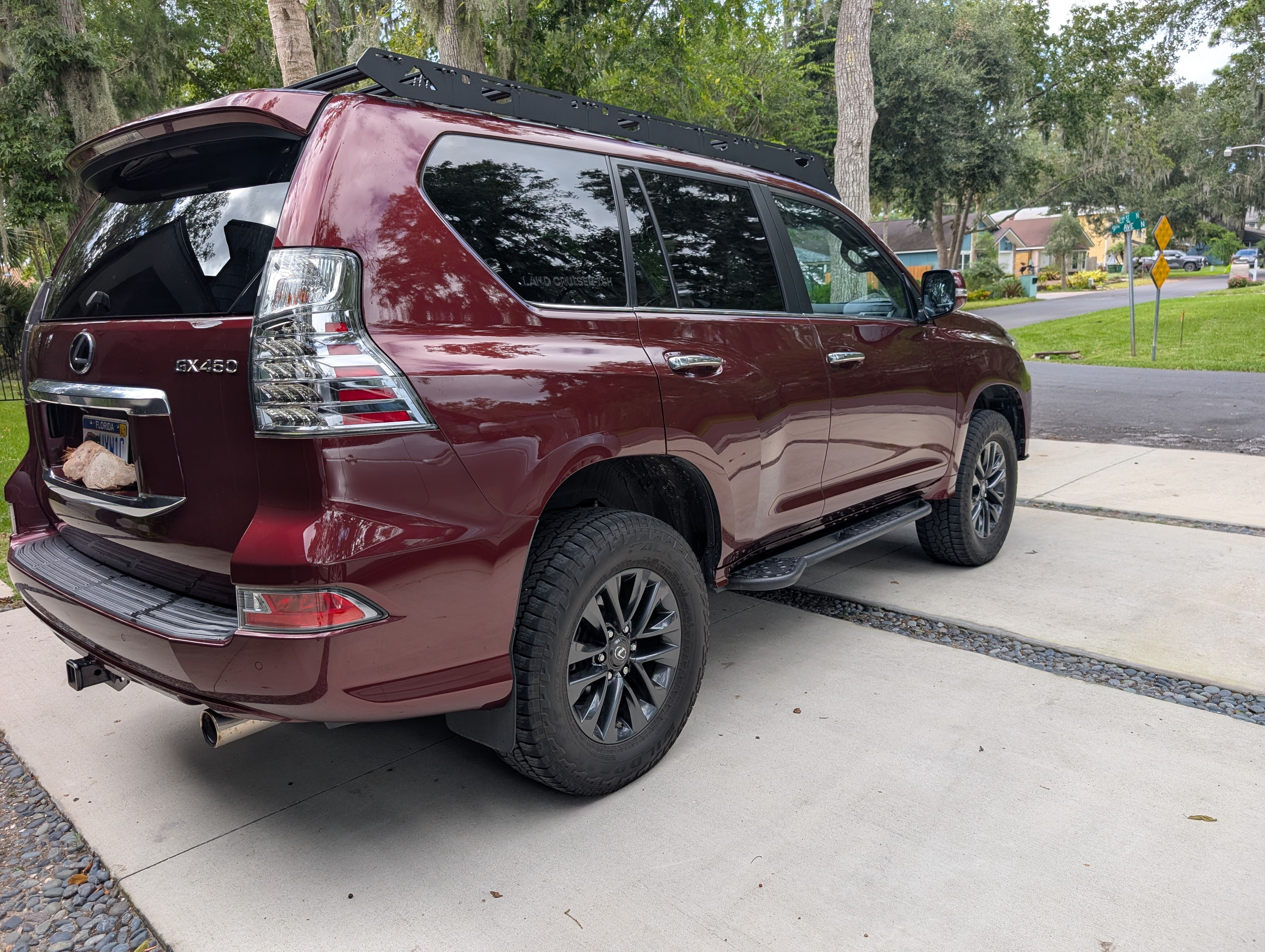 Used 2022 Lexus GX 460 Premium w/ Premium Package AWD/4WD image 9