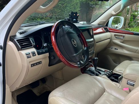 Used 2008 Lexus LX 570 4WD image 5