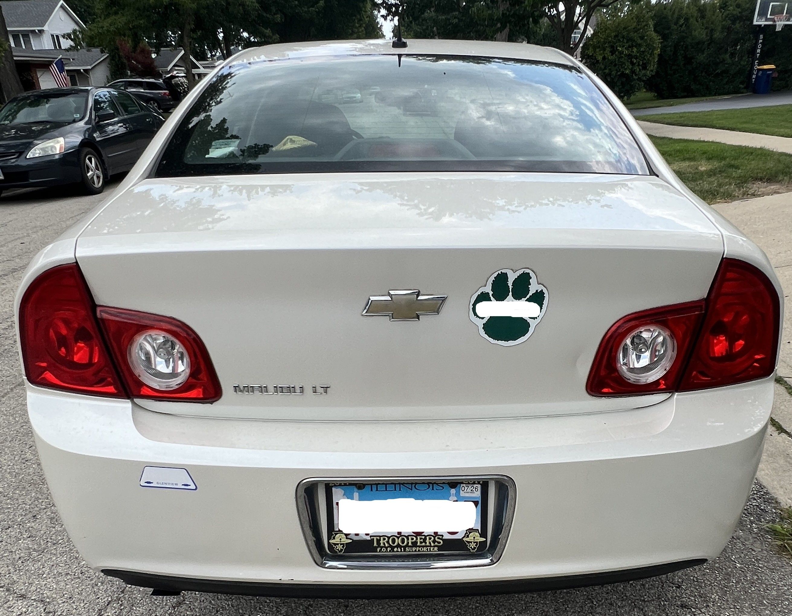 Used 2011 Chevrolet Malibu LT w/ White Diamond Premium Package FWD image 5